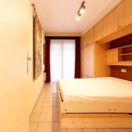 Near Casino, Appartement