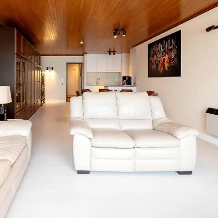 In With Views Апартаменты *